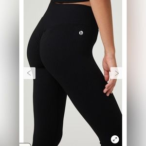 Cotton On - Seamless Scrunch Bum Booty Full Length Tight in Black Rib